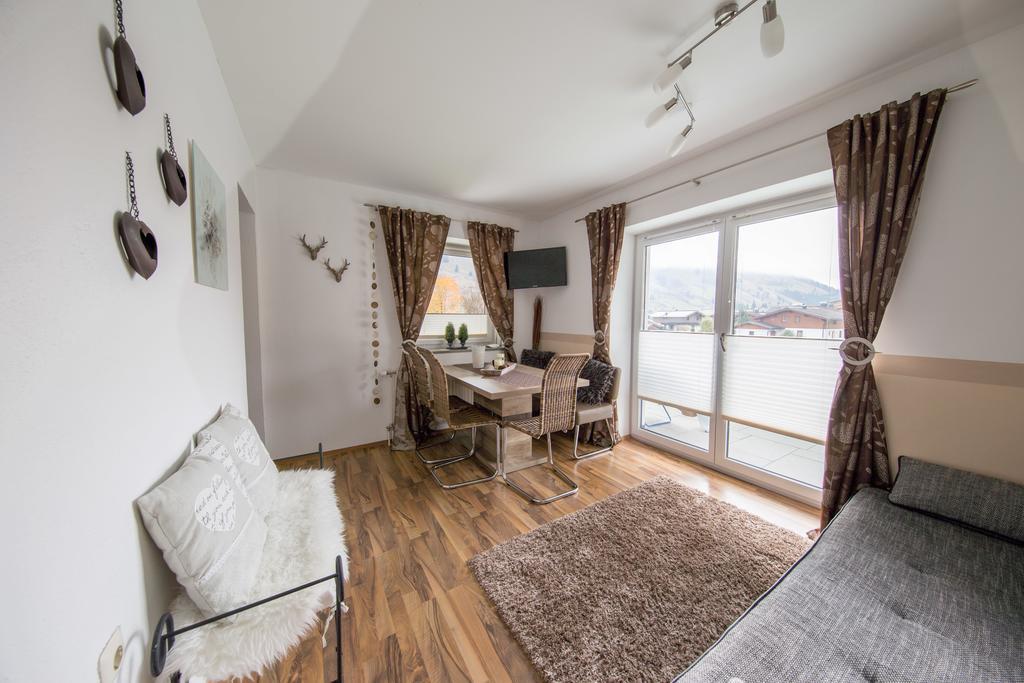 Ferienwohnung Prantner Rauris Bagian luar foto
